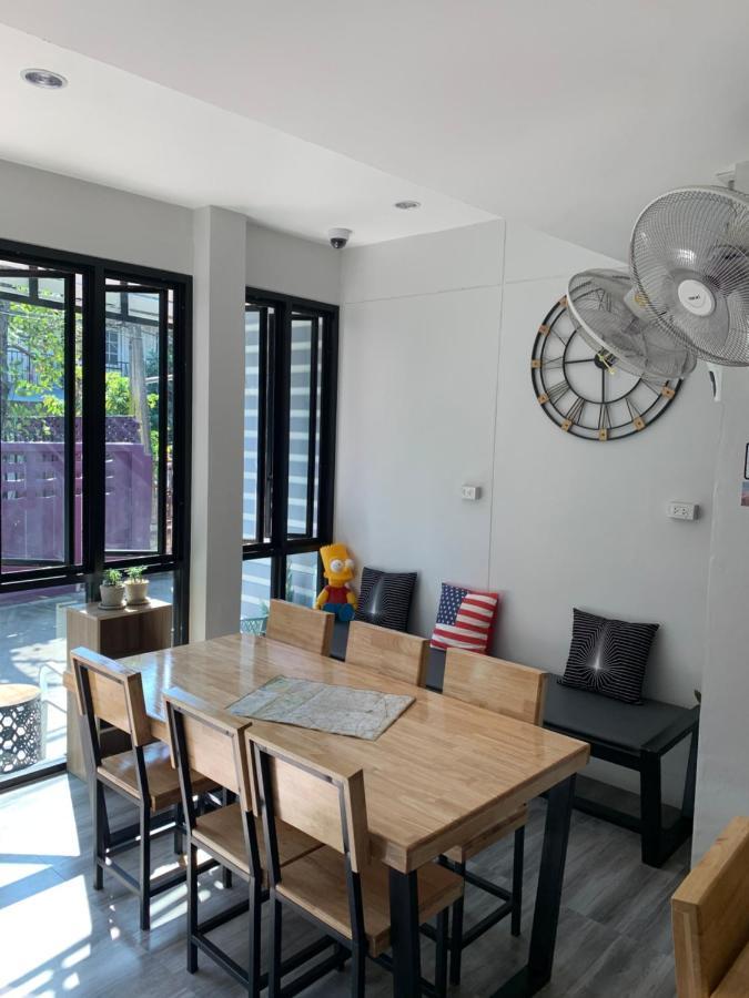 Youniverse Homestay Chiang Mai Zewnętrze zdjęcie