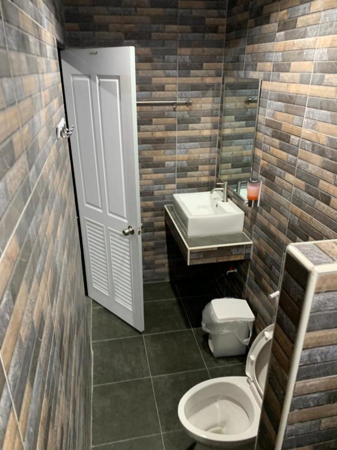 Youniverse Homestay Chiang Mai Zewnętrze zdjęcie