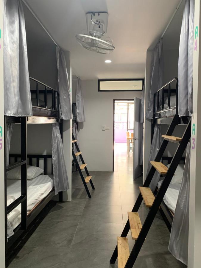 Youniverse Homestay Chiang Mai Zewnętrze zdjęcie