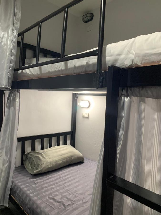 Youniverse Homestay Chiang Mai Zewnętrze zdjęcie
