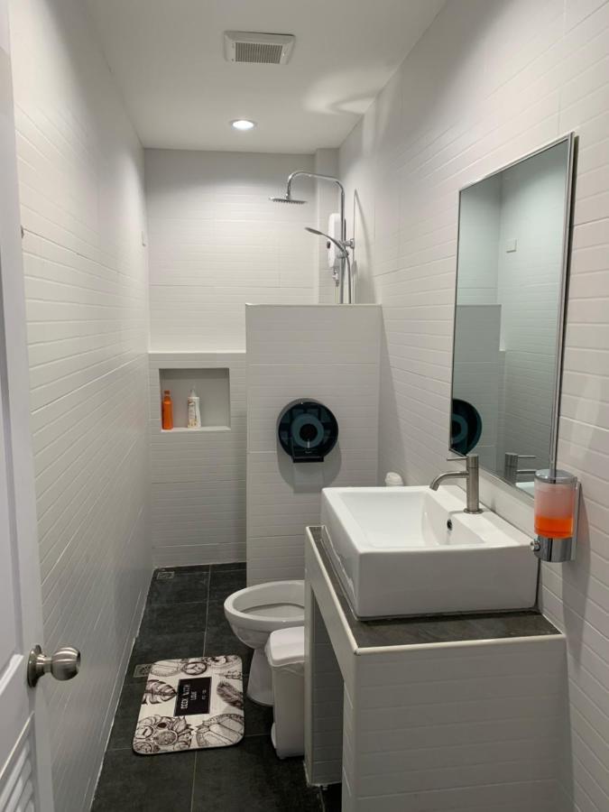 Youniverse Homestay Chiang Mai Zewnętrze zdjęcie