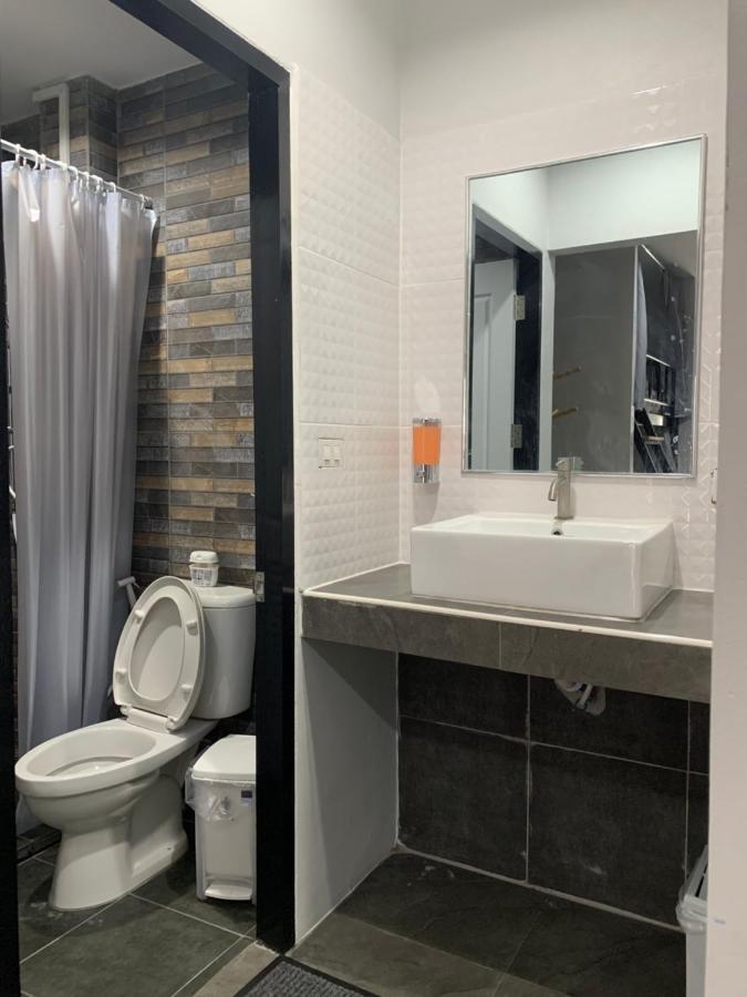 Youniverse Homestay Chiang Mai Zewnętrze zdjęcie