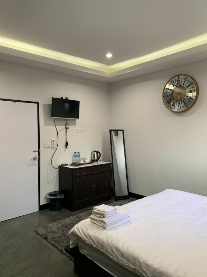 Youniverse Homestay Chiang Mai Zewnętrze zdjęcie